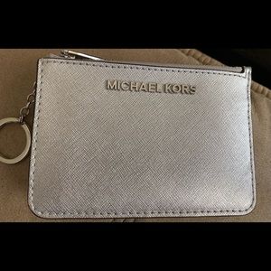🖤Michael Kors Silver Coin Wallet